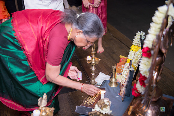 Dharshana_6003985