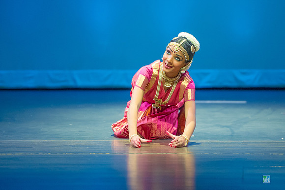Dharshana_D3S3669