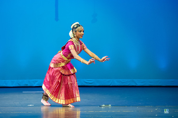 Dharshana_D3S3620
