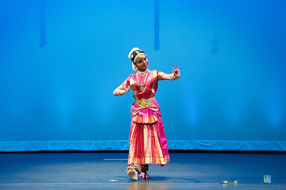 Dharshana_D3S3589