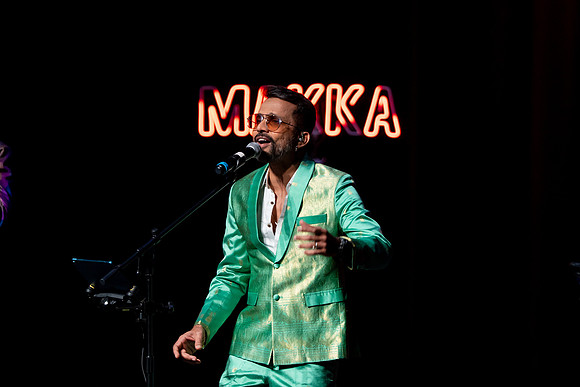ATM Makka Band_VA49937