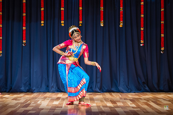 Manasa Rangapravesam_D3S2942