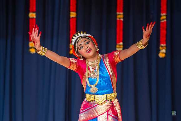 Manasa Rangapravesam_D3S3543
