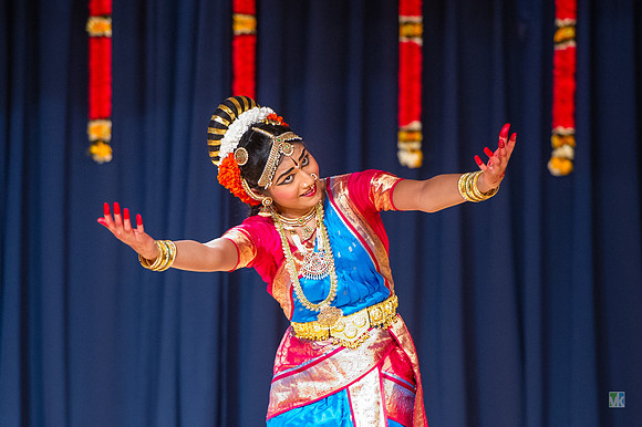 Manasa Rangapravesam_D3S3542