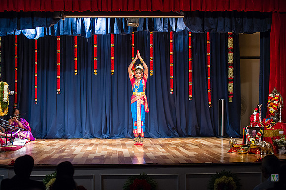 Manasa Rangapravesam_D3S2894