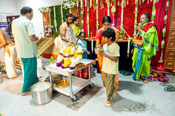 Thirukalyanam_NA400022