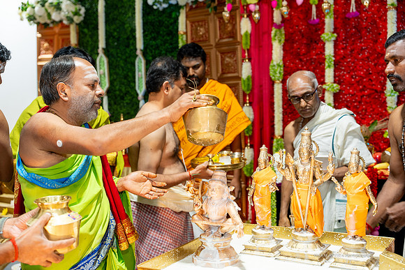 Thirukalyanam_NA400069