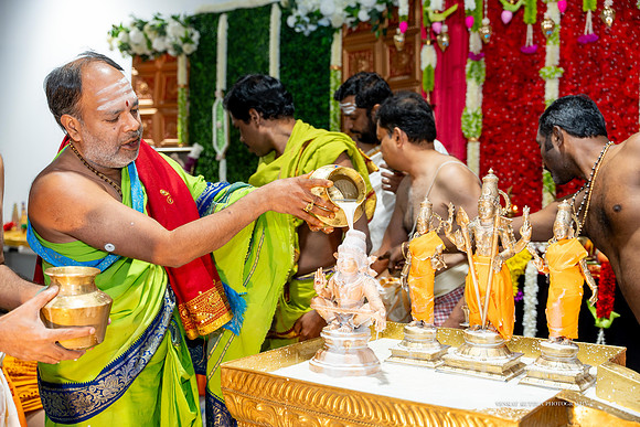 Thirukalyanam_NA400071