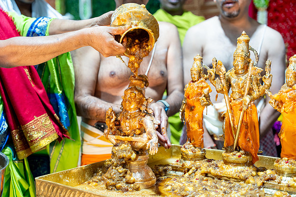 Thirukalyanam_NA400127