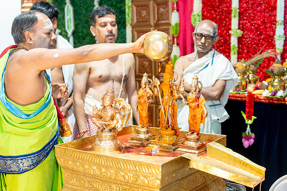Thirukalyanam_NA400172