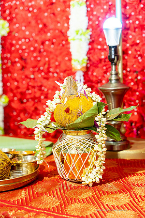 Thirukalyanam_NA409958