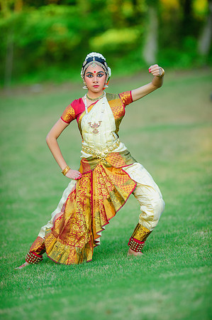 Nidhi_D3S2530-Edit