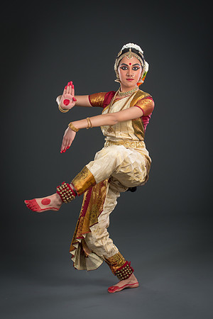 NidhiNidhi-033-Edit