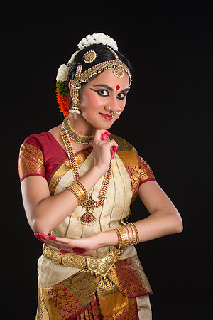 NidhiNidhi-081-Edit