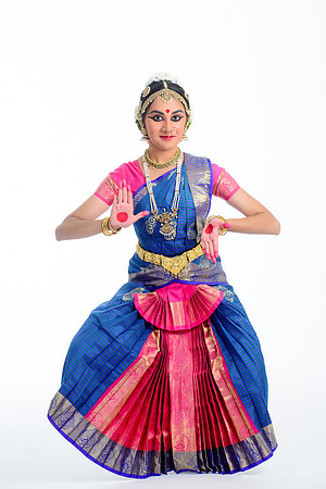 NidhiNidhi-135-Edit