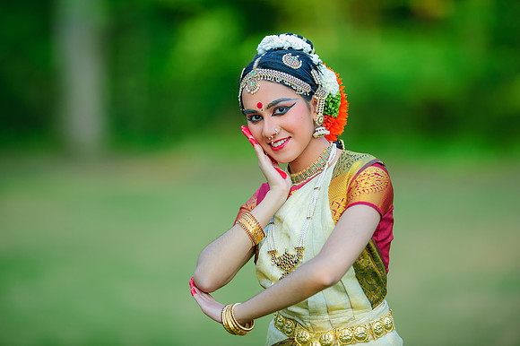 Nidhi_D3S2533-Edit