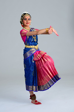 NidhiNidhi-199-Edit