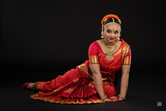 Aarthi-573-Edit