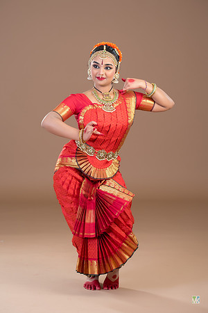 Aarthi-379-Edit