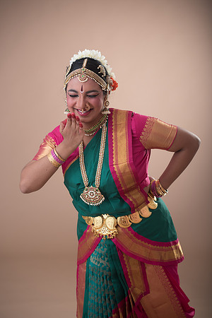 Vidhya-305