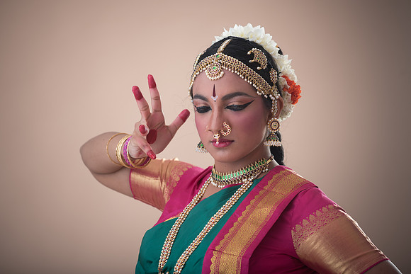 Vidhya-325