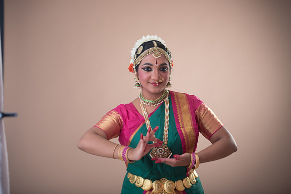 Vidhya-352