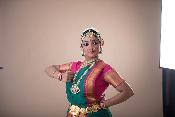 Vidhya-330