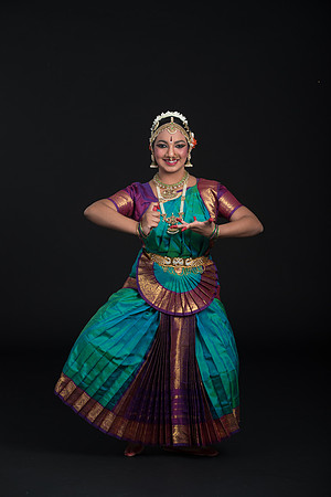 Vidhya-018