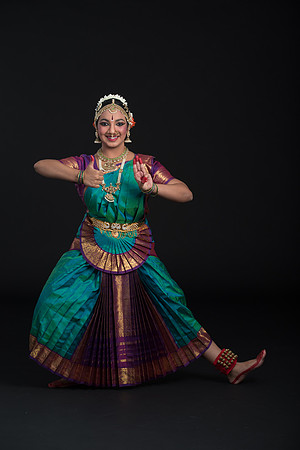 Vidhya-044