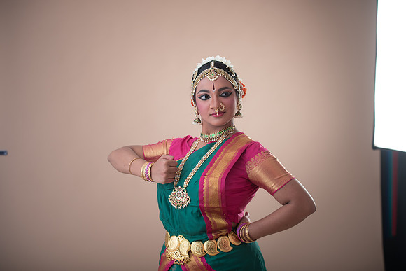 Vidhya-328