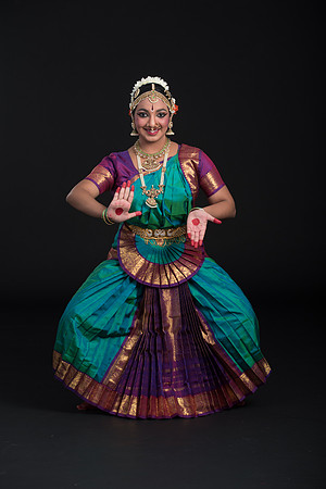 Vidhya-030