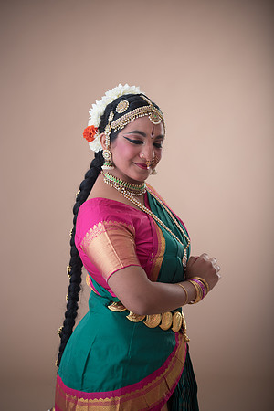 Vidhya-371
