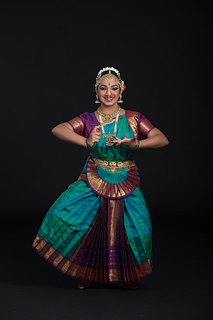 Vidhya-017