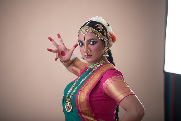Vidhya-322