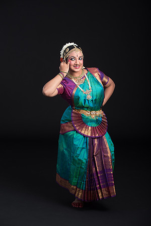 Vidhya-063