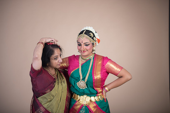 Vidhya-382