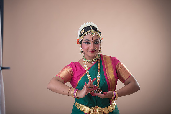 Vidhya-353