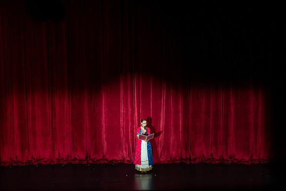 5-Kruthi-Shagun-Show1_DSC09316