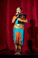 13-Kruthi-Shagun-Show1_VV203958