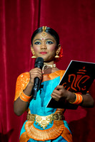 14-Kruthi-Shagun-Show1_VV203959