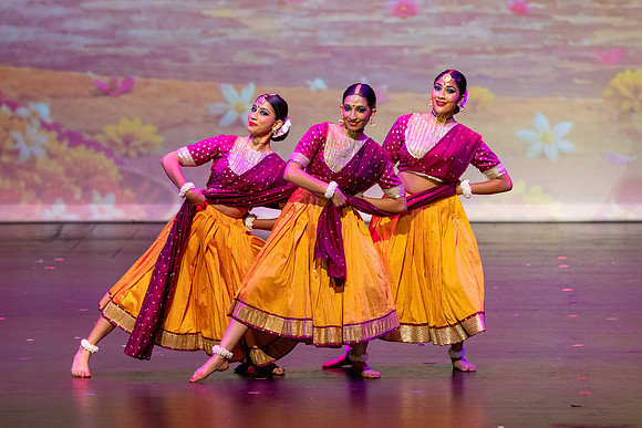76-Kruthi-Shagun-Show1__DSC5794