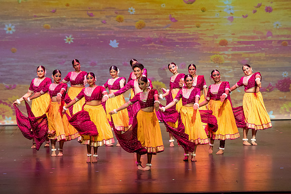 94-Kruthi-Shagun-Show1__DSC5802