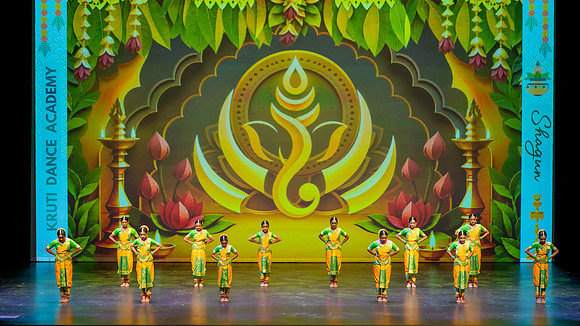 140-Kruthi-Shagun-Show1__DSC5850