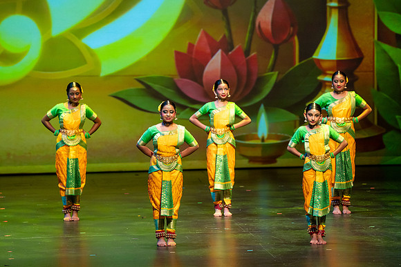 147-Kruthi-Shagun-Show1__DSC5859