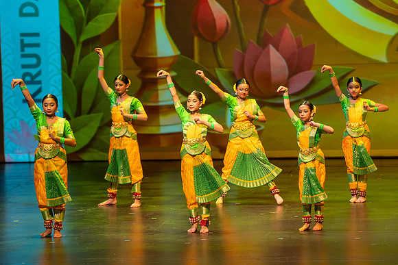 168-Kruthi-Shagun-Show1__DSC5882