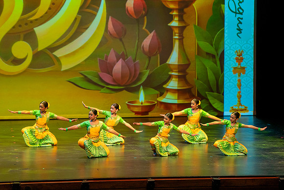 192-Kruthi-Shagun-Show1__DSC5911