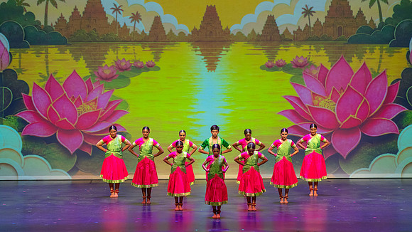 224-Kruthi-Shagun-Show1__DSC5986