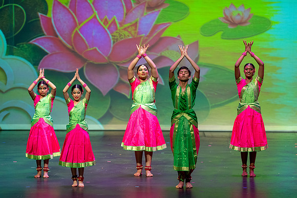 261-Kruthi-Shagun-Show1__DSC6032