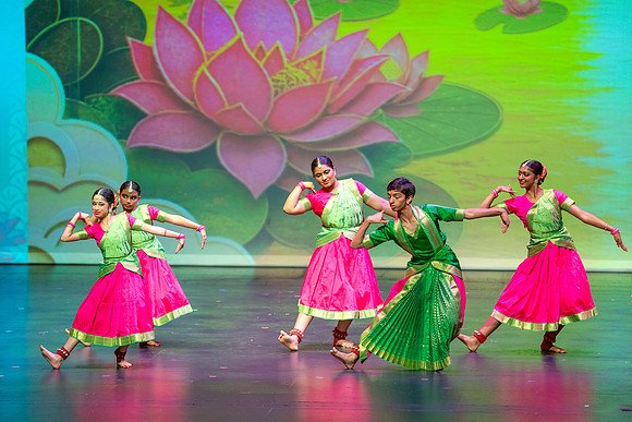 274-Kruthi-Shagun-Show1__DSC6052
