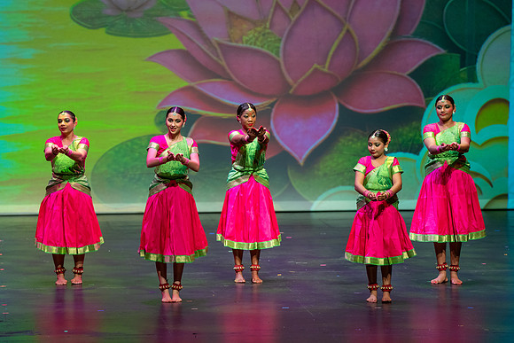 301-Kruthi-Shagun-Show1__DSC6081